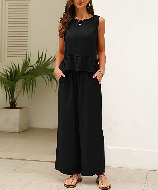 Ladies airy jumpsuit with ruffled hem