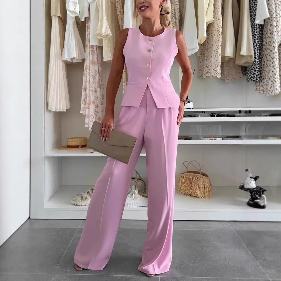 Women's pantsuit with tailored vest and elegant buttons