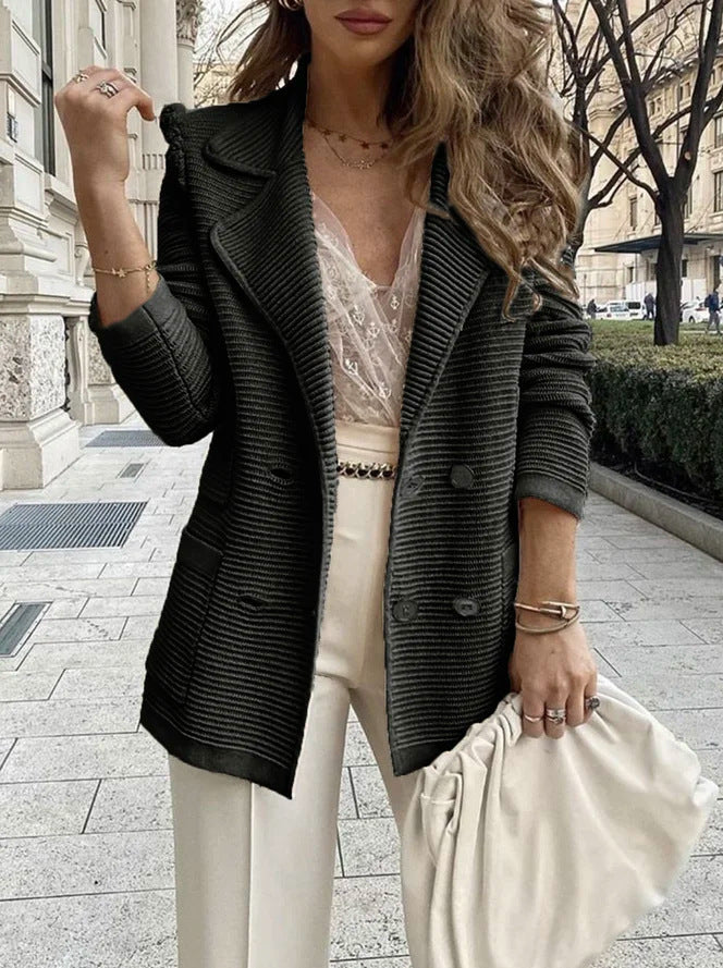 Women's elegant knit blazer with double button placket and pockets