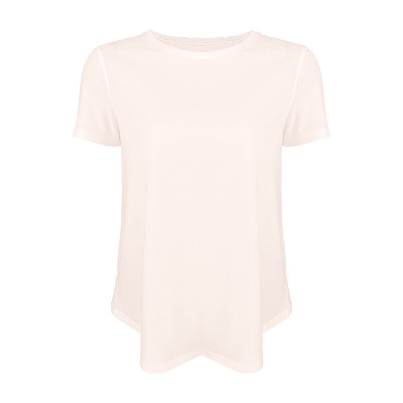 Women's casual T-shirt with breathable functional material and generous cut