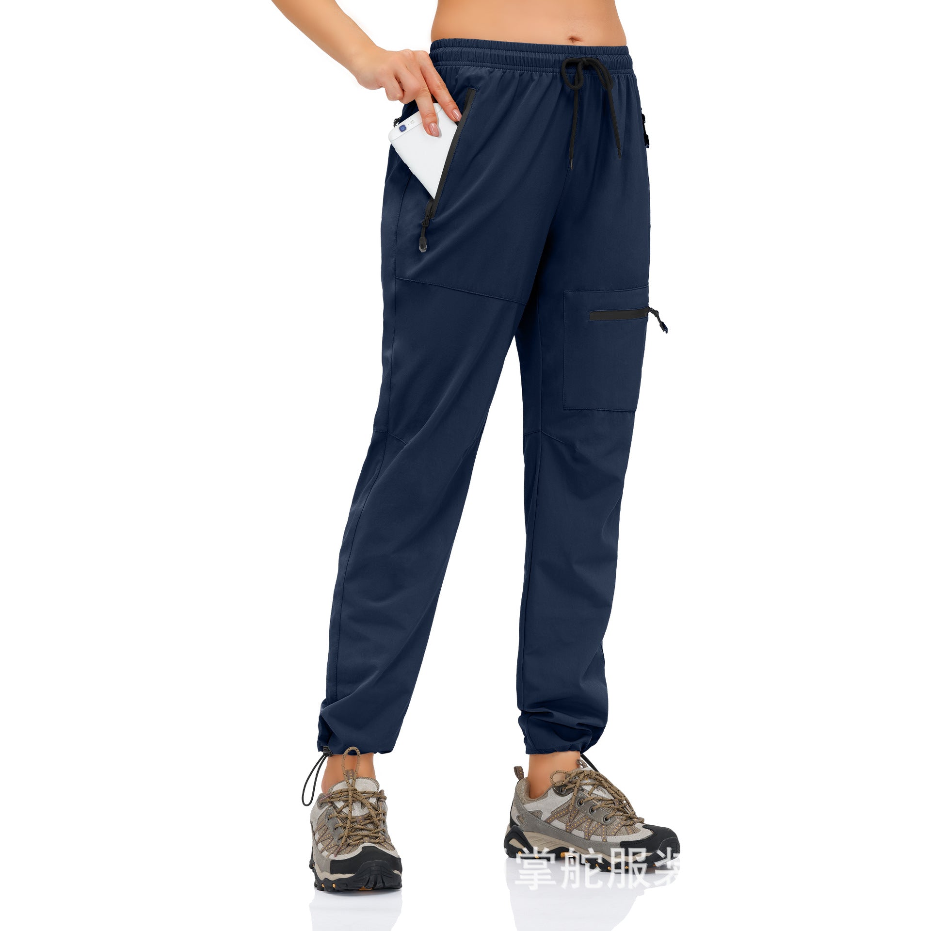 Women's multifunctional sports pants with practical pockets and elastic waistband