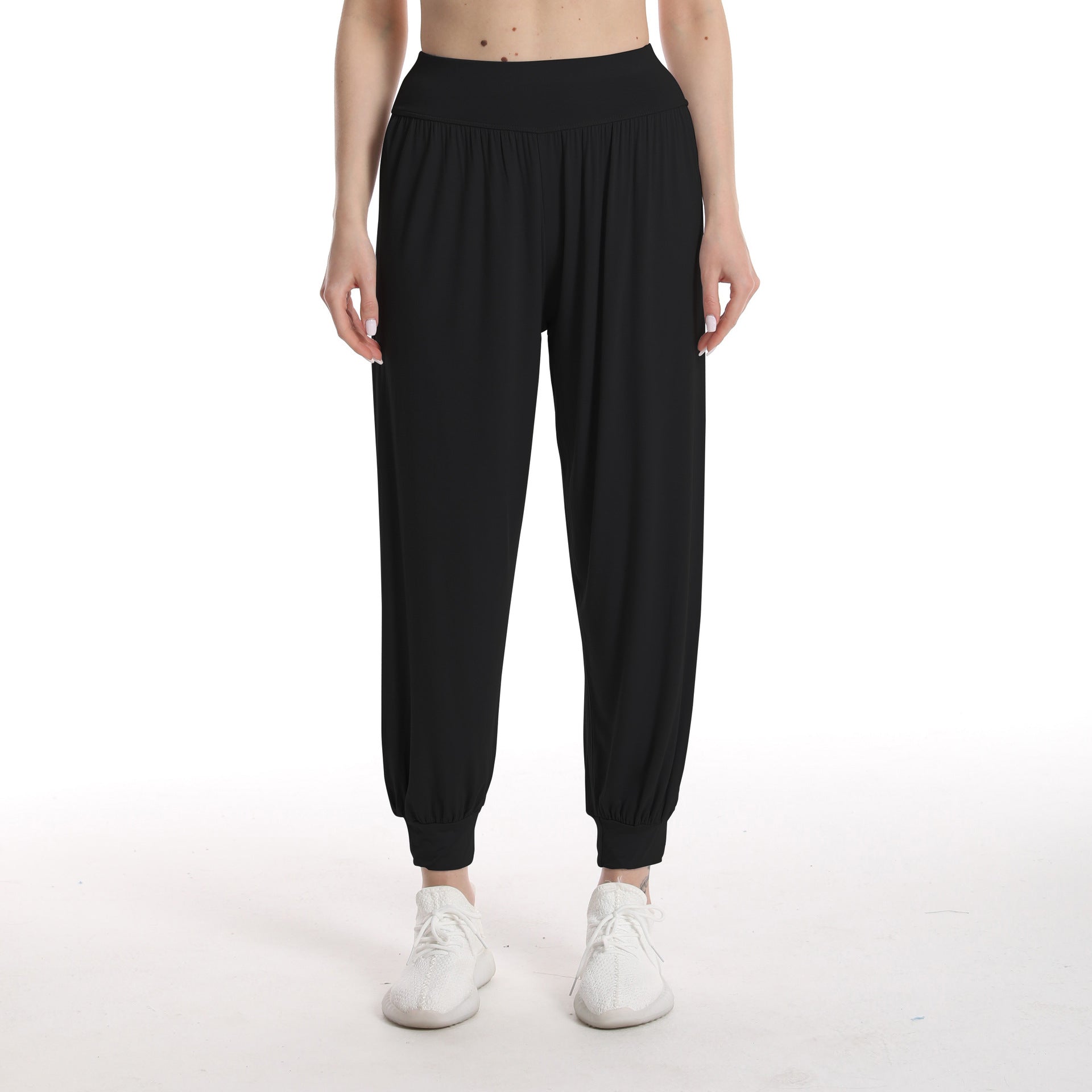 Women's loose premium joggers with high waistband and elastic cuffs