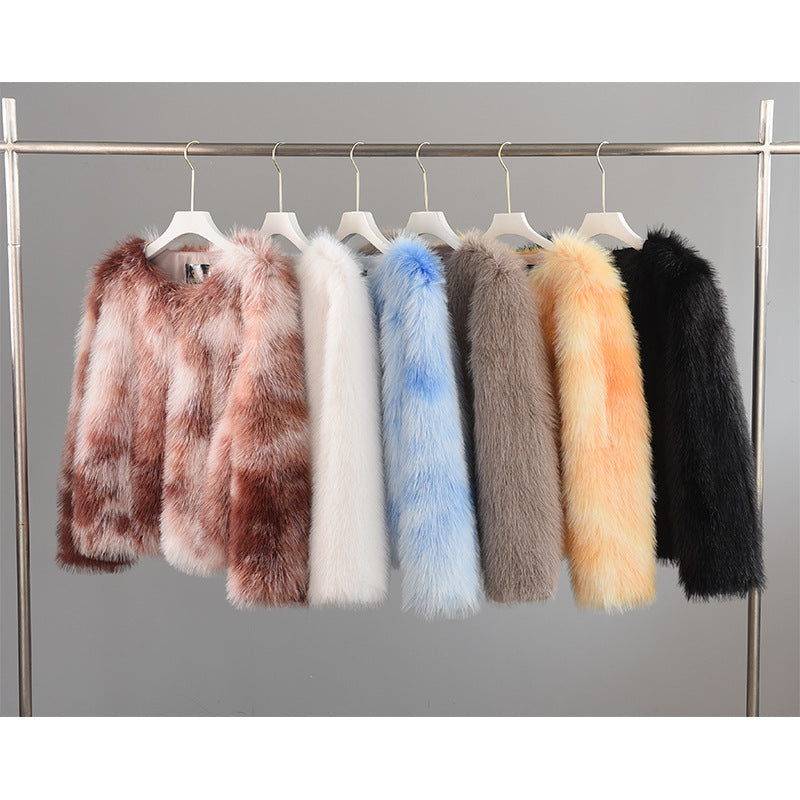 Women Luxury Faux Fur Jacket with Elegant Details