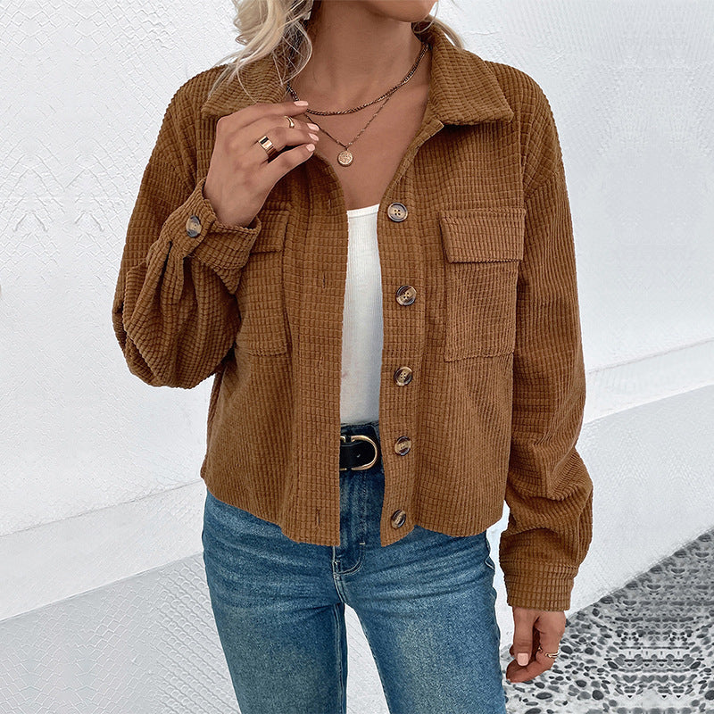 Women's cord jacket with two patch pockets and a casual fit