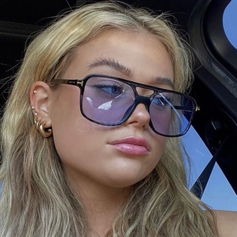 Fashionable Sunglasses With Uv Protection
