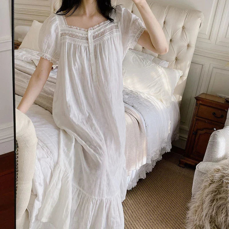Viktoriana Nightdress