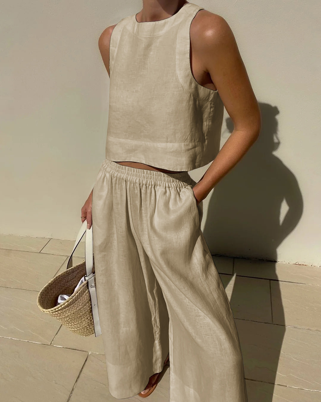 Two-piece set made of linen