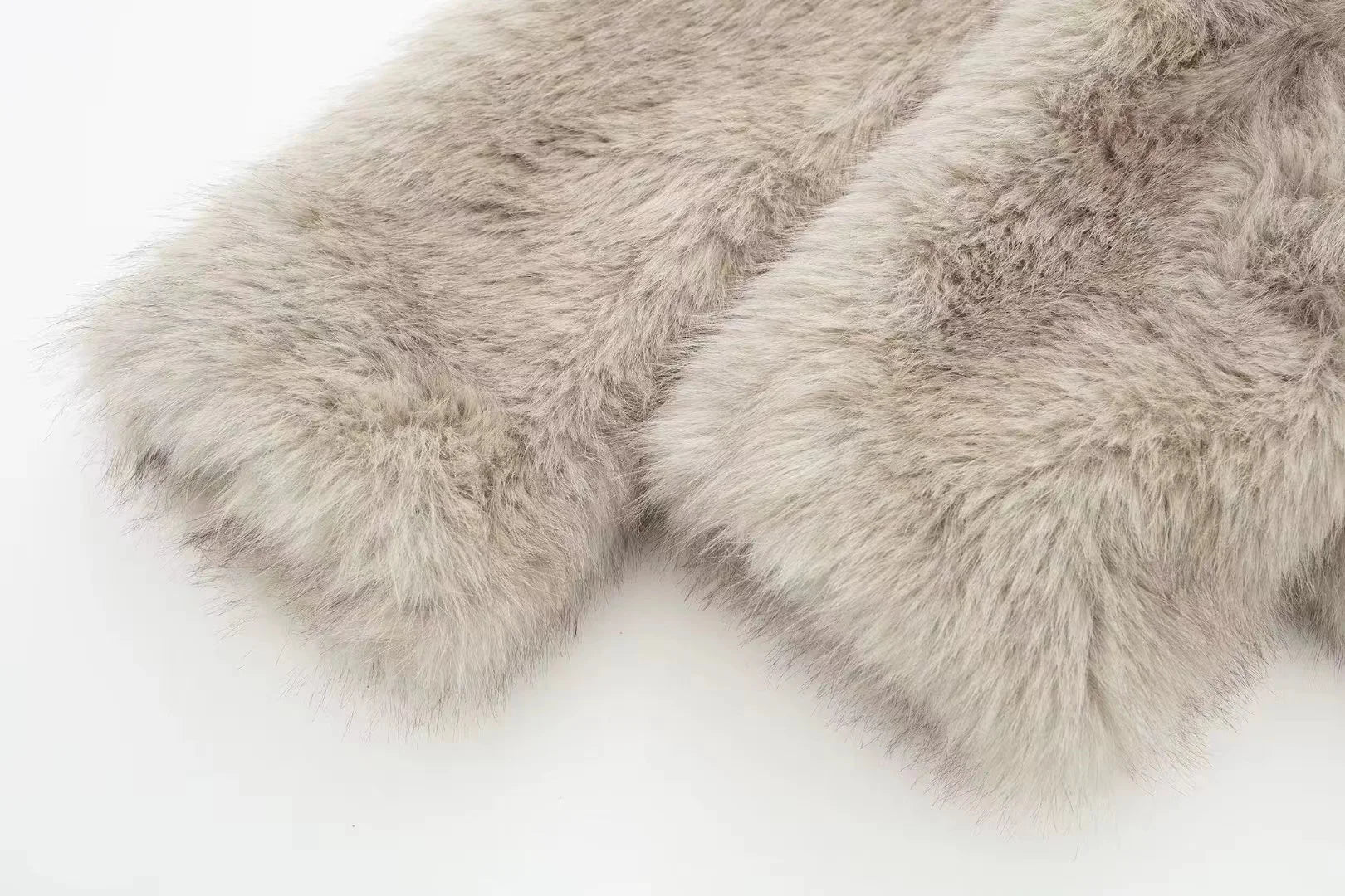 Lysse Fashion | Warm Fur Jacket For Women In Stylish Design