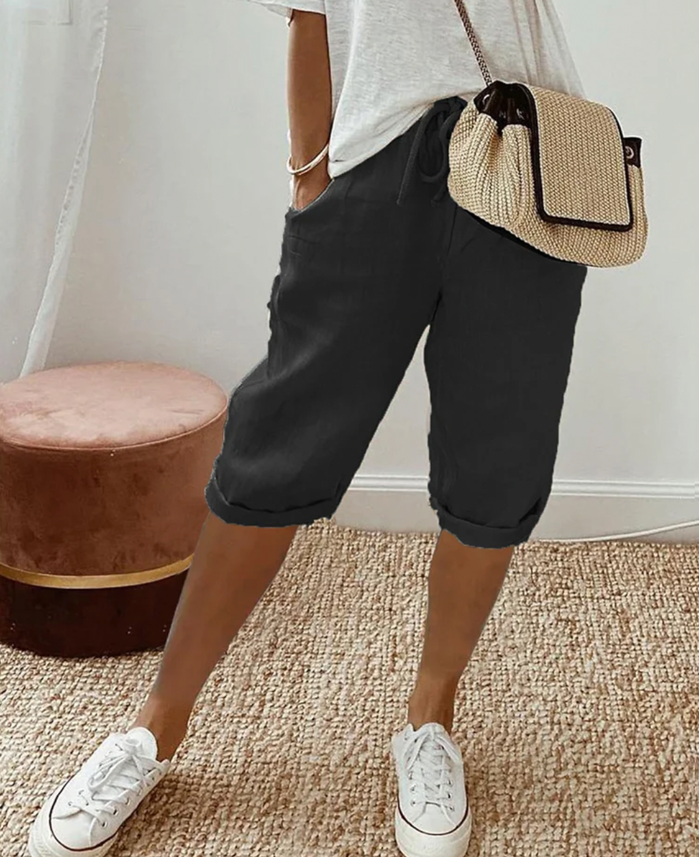 Short Trendy Fashionable Knee Pants For Women