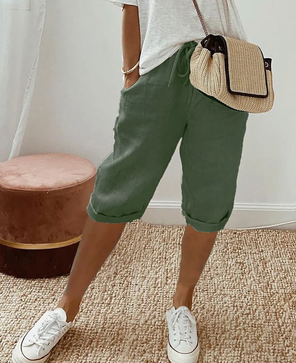 Short Trendy Fashionable Knee Pants For Women
