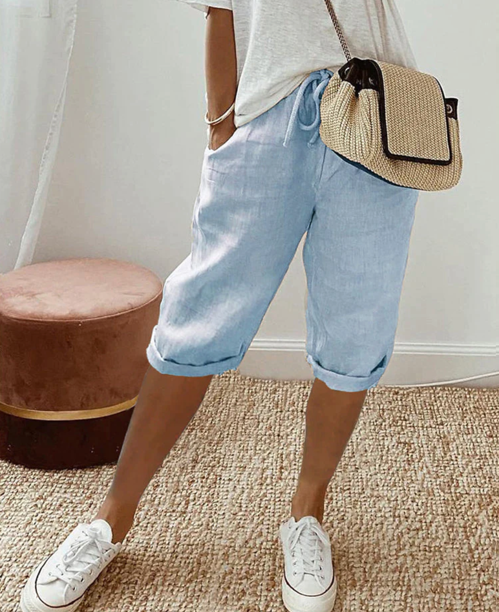 Short Trendy Fashionable Knee Pants For Women