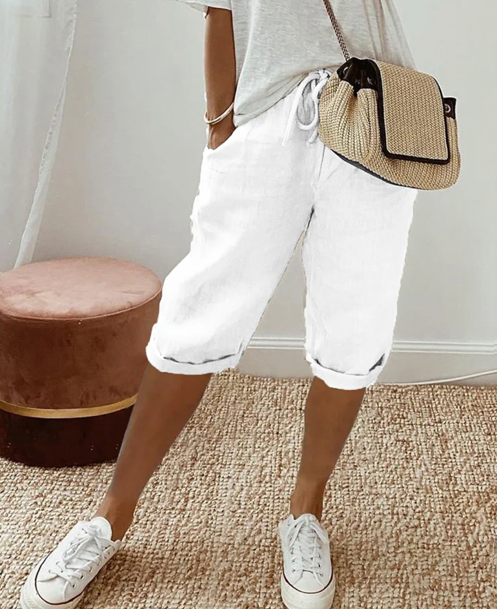 Short Trendy Fashionable Knee Pants For Women
