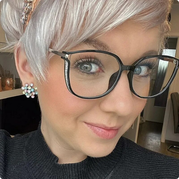 Luxurious reading glasses