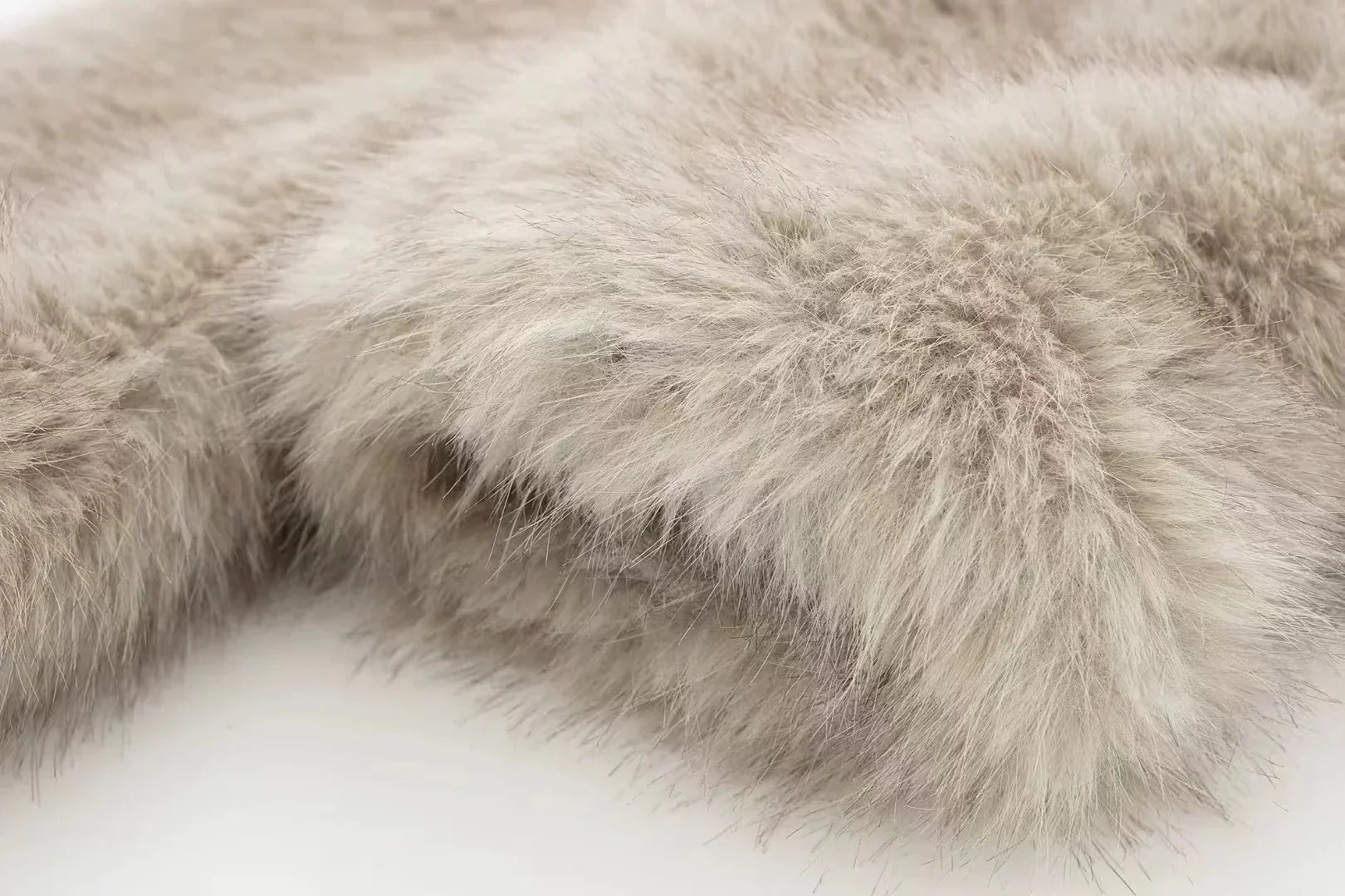 Lysse Fashion | Warm Fur Jacket For Women In Stylish Design