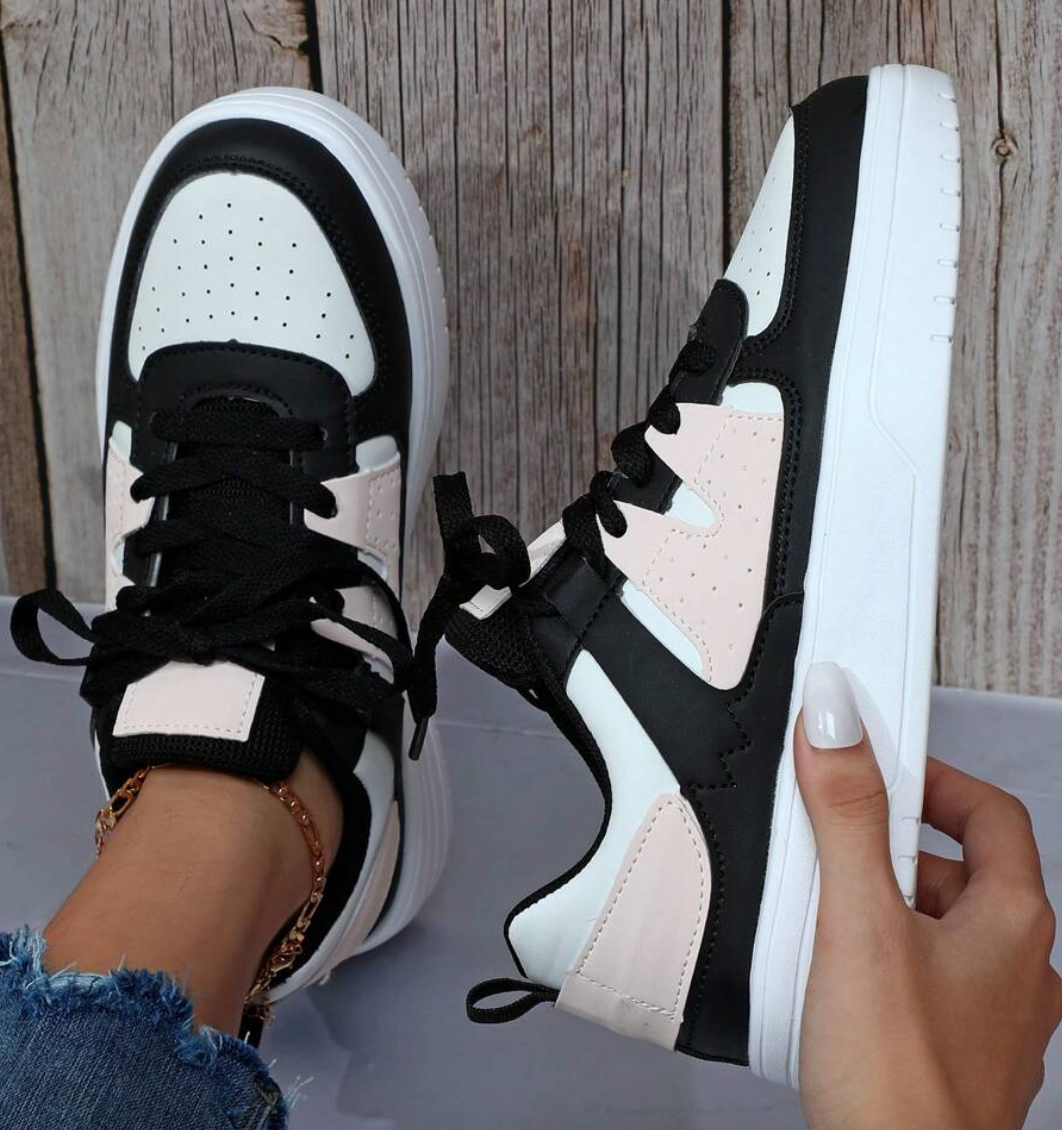 Pastel-colored Colorblock Sneakers With Chunky Sole for Women