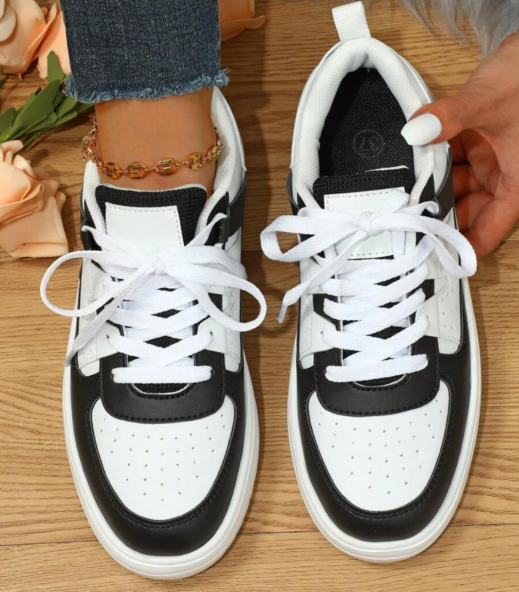 Pastel-colored Colorblock Sneakers With Chunky Sole for Women