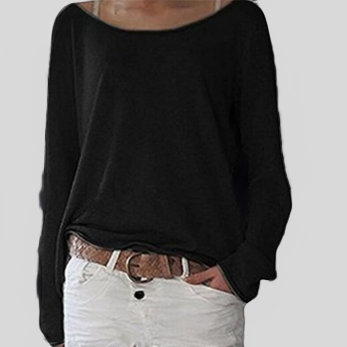 Lightweight round neck sweater for women