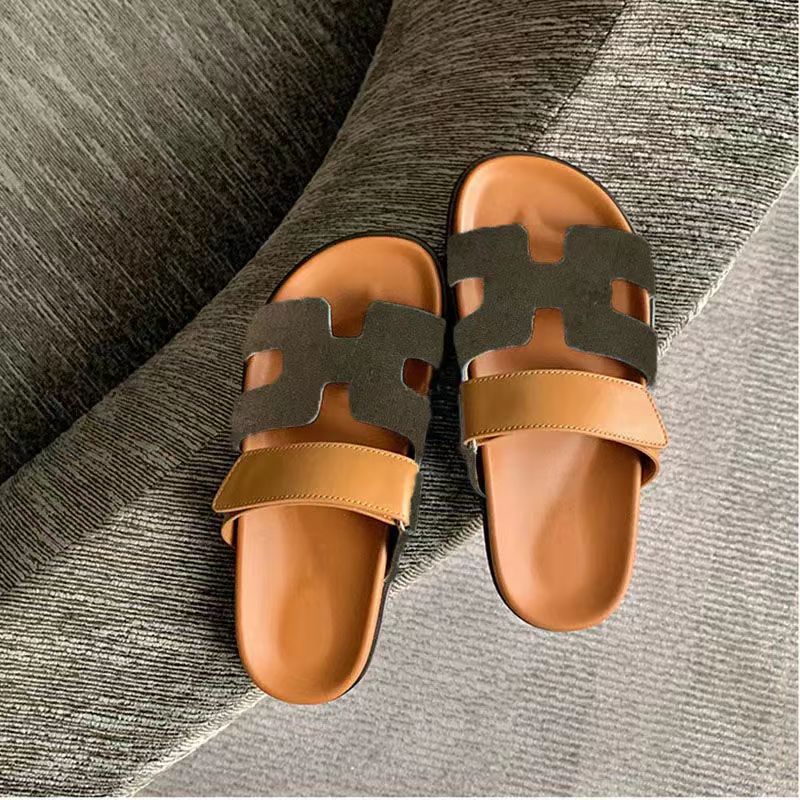 Vertacomfortable Summer Sandals In Roman Style With H Shape And Hook And Loop Closure