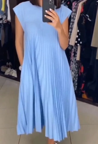 Elegant Pleated Dress Solid Color Sleeveless