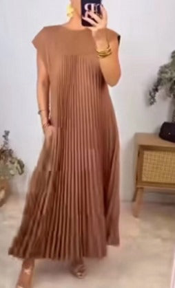 Elegant Pleated Dress Solid Color Sleeveless