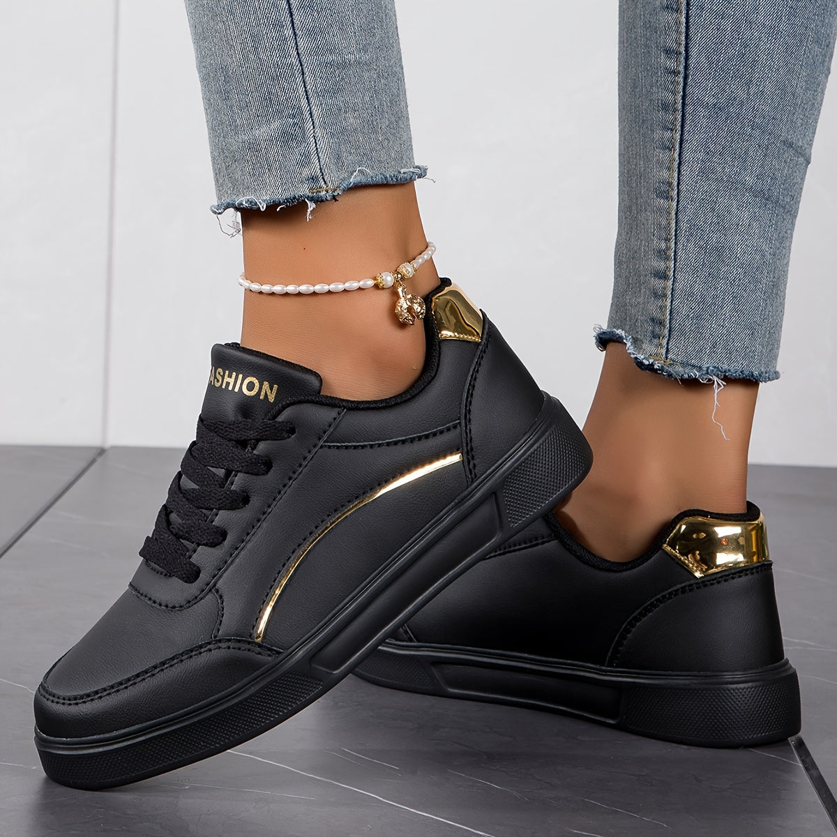 Solid Color Women's Sneakers With Soft Sole