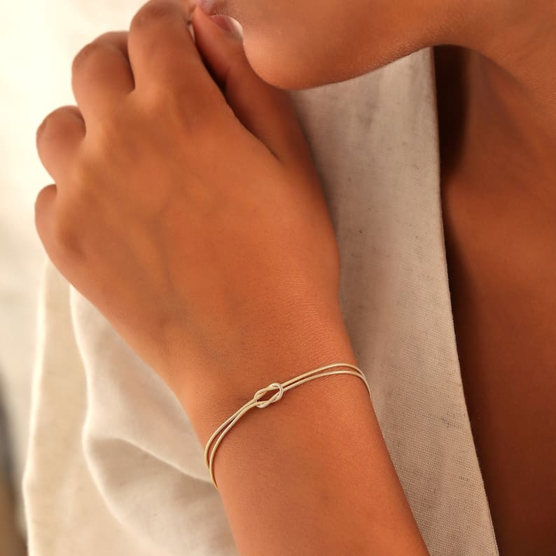 Minimalistic Bangle Love Knot