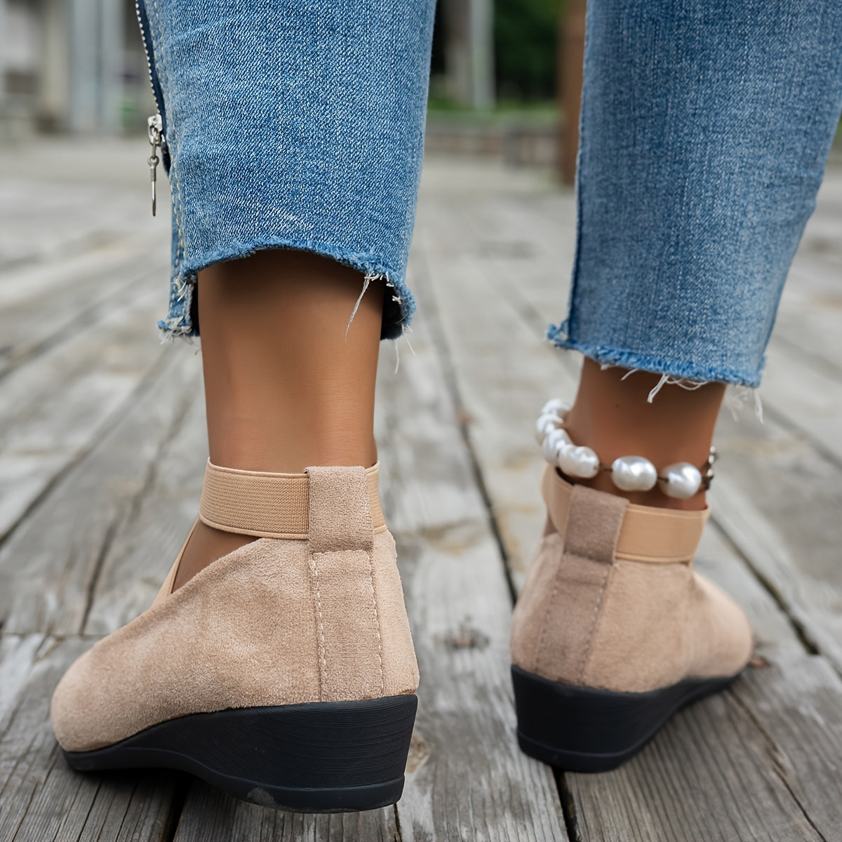 Simple Women's Ballet Flats Made of Breathable Velvet