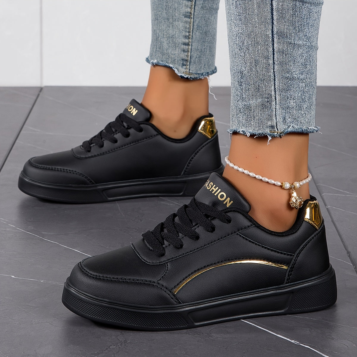 Solid Color Women's Sneakers With Soft Sole