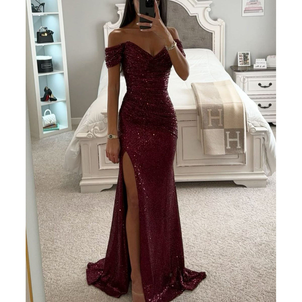 Off Shoulder Evening Dress With Sequins Elegant Party Dress With Slit And Figure-Hugging Cut For Festive Occasions