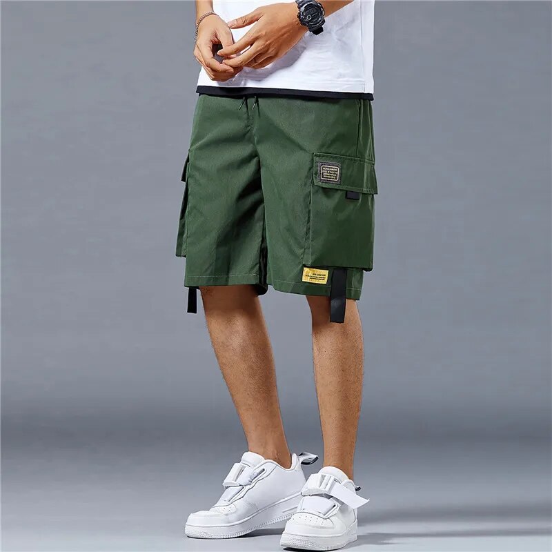 Baggy Shorts With Multiple Pockets