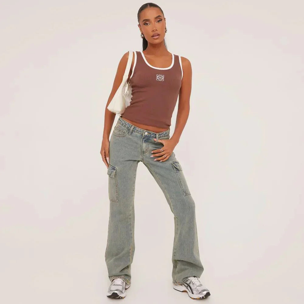 Ribbed tank top with delicate embroidery