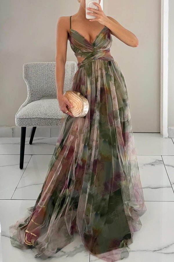 Elegant Maxi Dress In Beautiful Floral Pattern