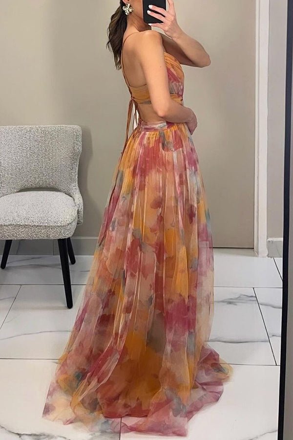 Elegant Maxi Dress In Beautiful Floral Pattern