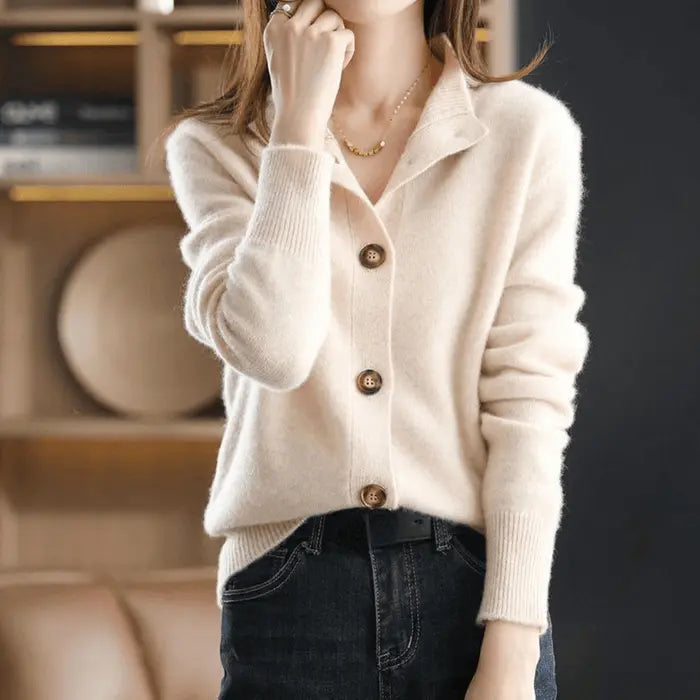 Luxurious cashmere cardigan