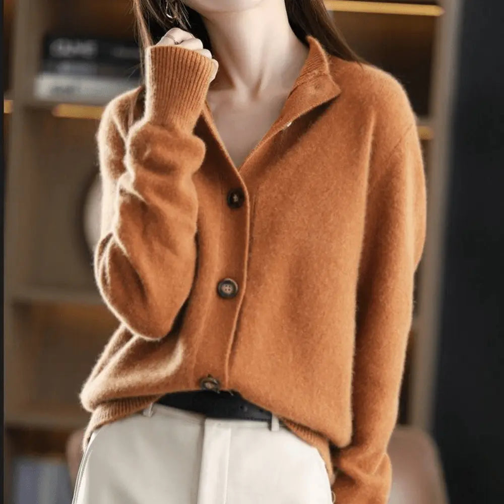 Luxurious cashmere cardigan
