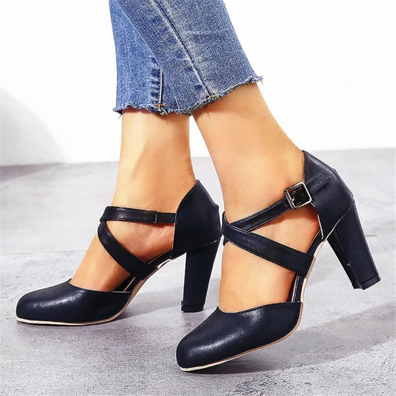 Demanding and Elegant High-heeled Shoes