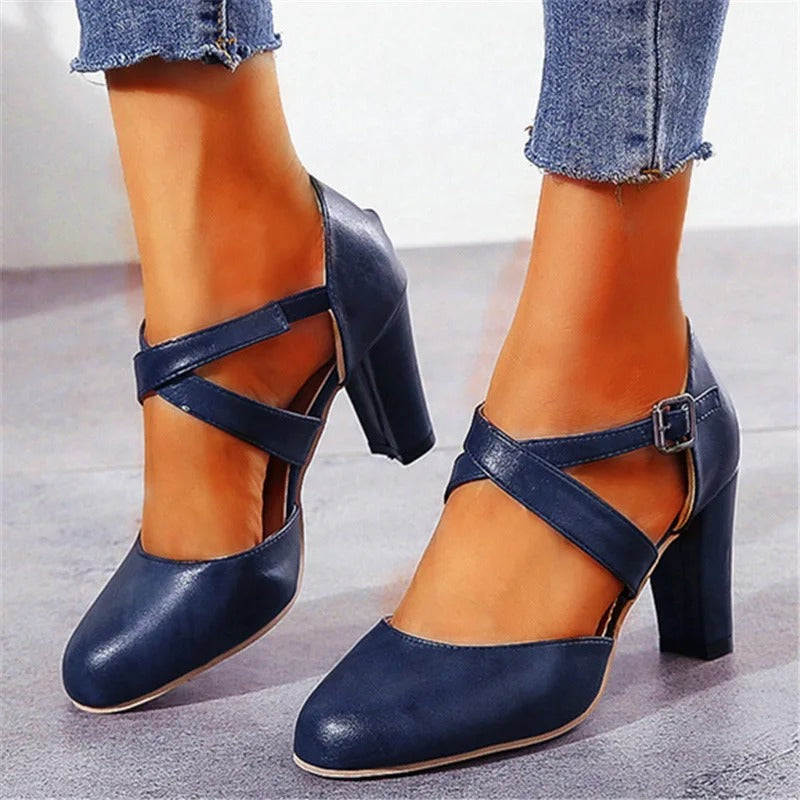 Demanding and Elegant High-heeled Shoes