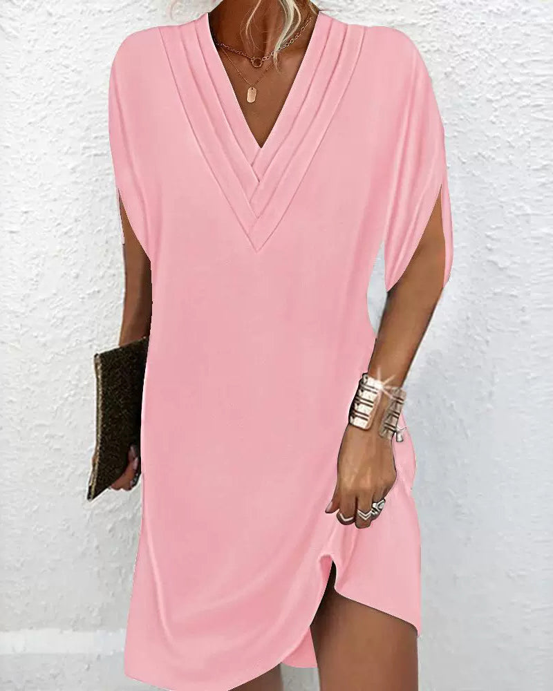 Elegant Dress With Slitted Sleeves