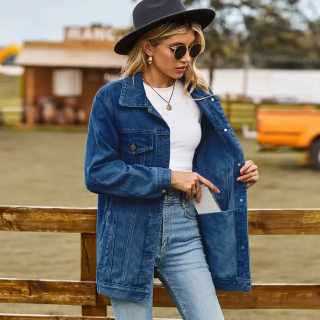 Lysse Fashion | The Vintage Denim Jacket Under Your Coat