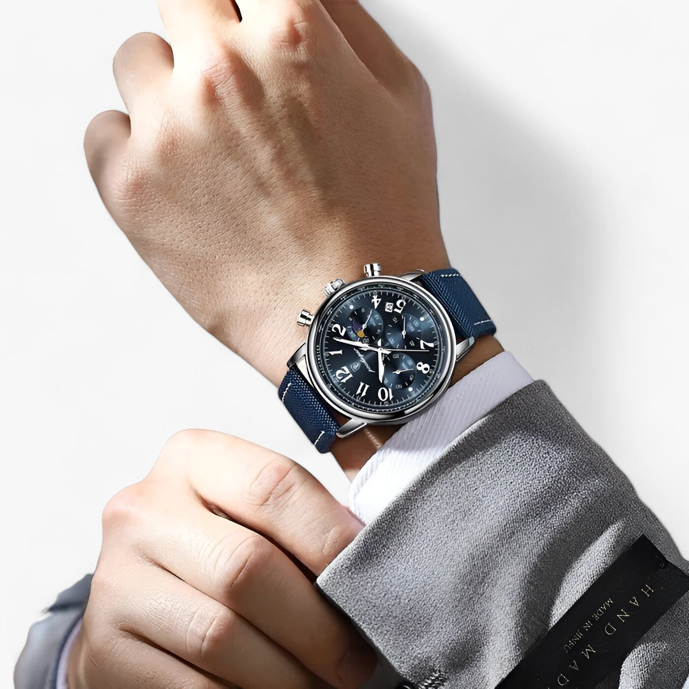 Luxury Military Sports Watchwaterproof & Glowing