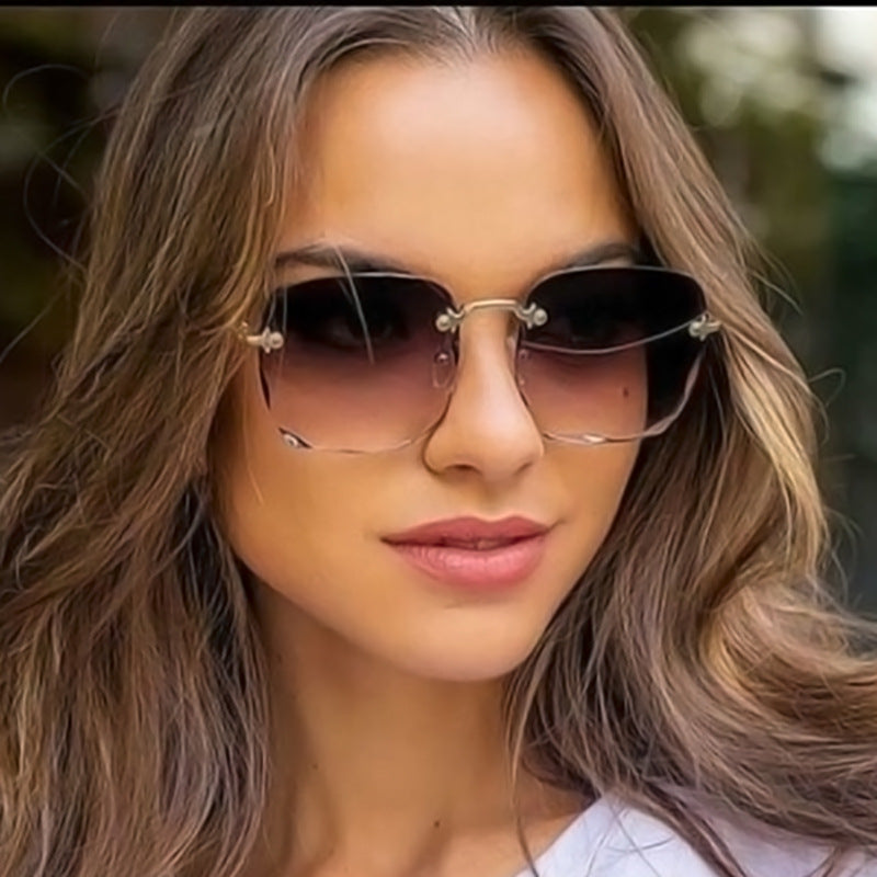 Summer Sunglasses For Women Stylish & Modern