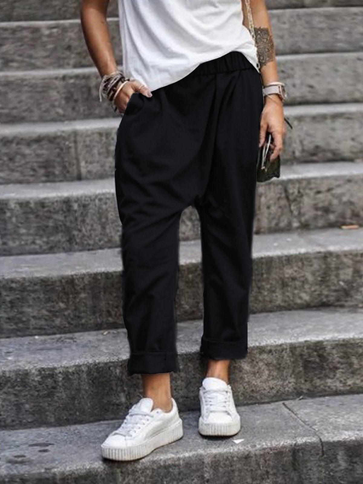 Casual linen trousers look